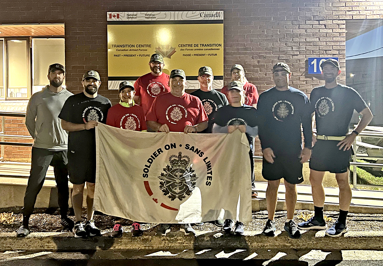 Transition Unit members conduct 160-km relay for Soldier On