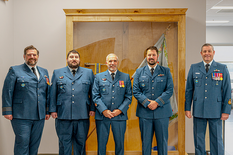 Colours daily reminder of 413 heritage, bonds