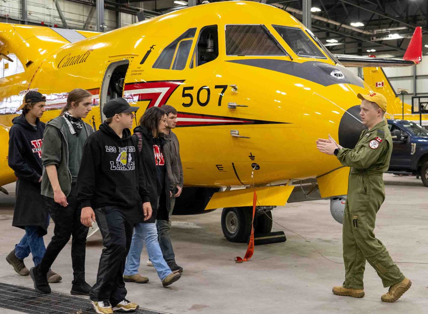 Behind-the-scenes student visit checks out ops side opportunities