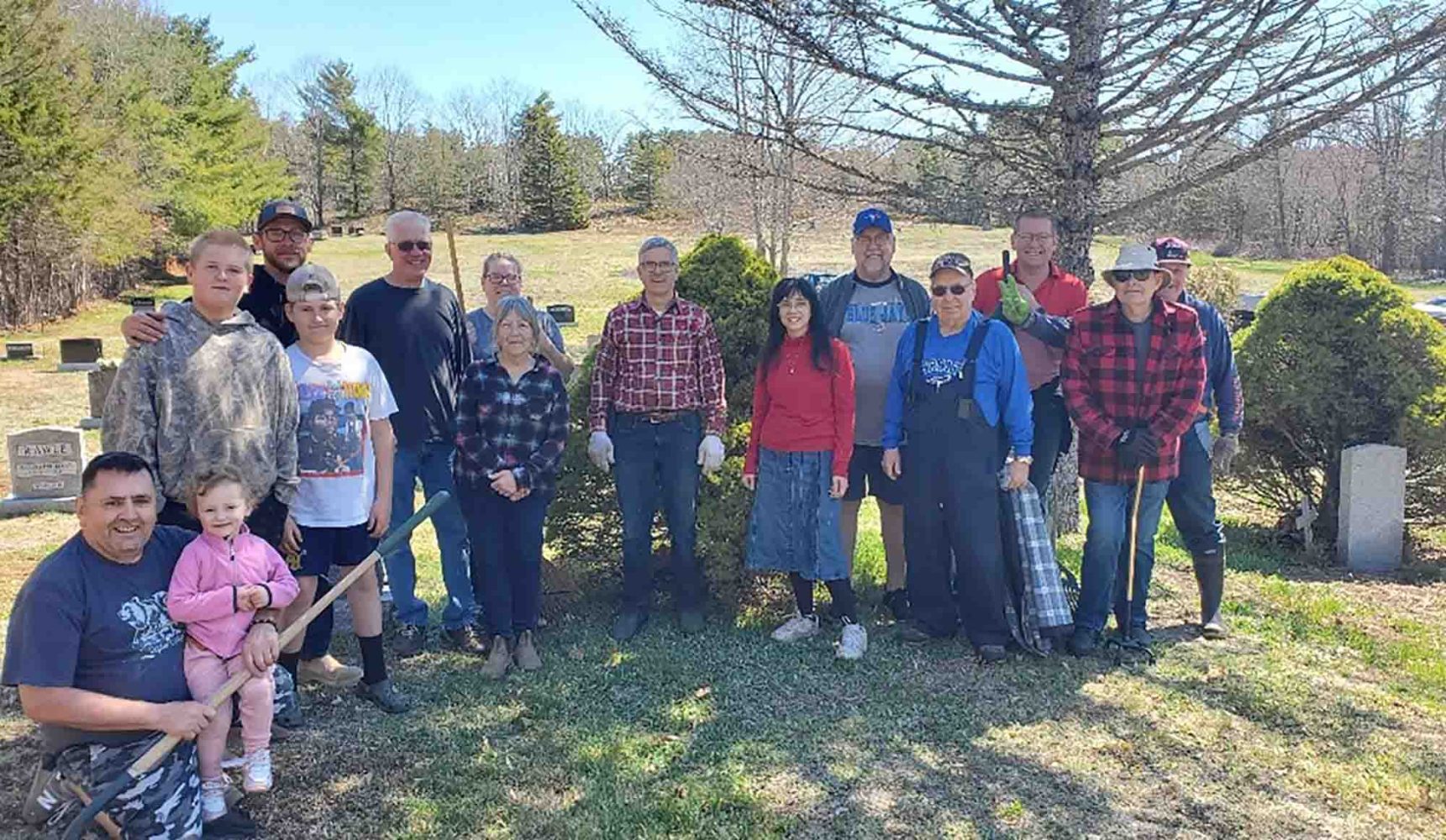 Community care shows up in Tremont cemeteries